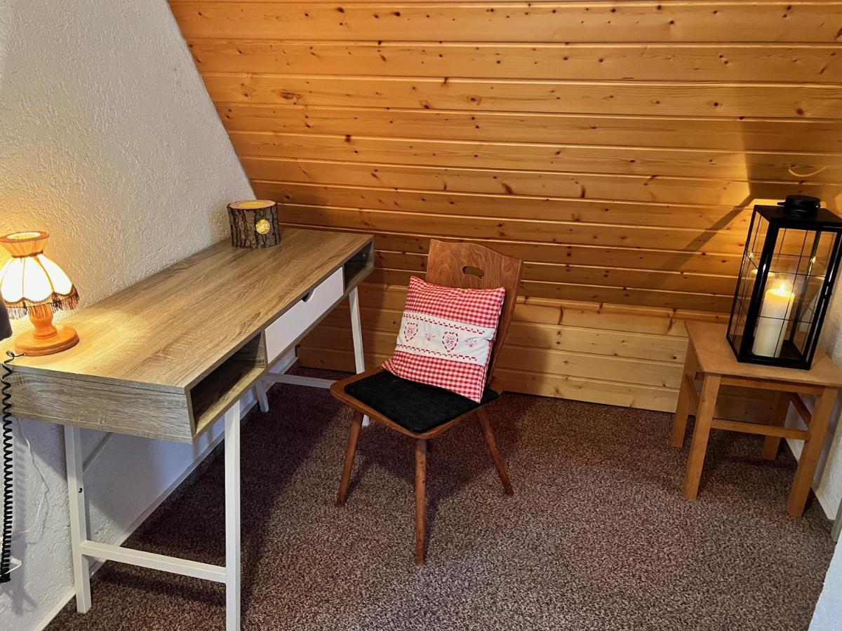 Urige Berghuette Mit Kamin Und Sauna Im Erzgebirge Nahe Schwarzwassertal Pobershau 外观 照片